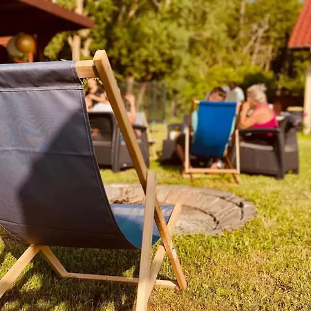 Dom Pod Lasem Alloggio in famiglia Mrzeżyno